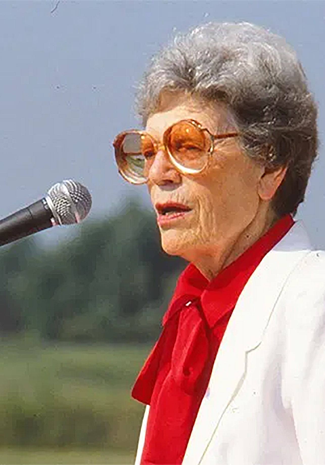 Helen Gates - Founder